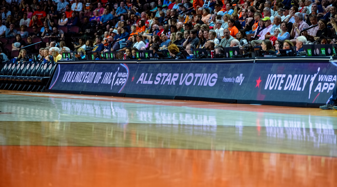 好博体育官网 - WNBA 全明星选秀花絮：Weatherspoon 与 Cooper 选边，Bueckers 与 Clark 成焦点 - 好博体育平台
